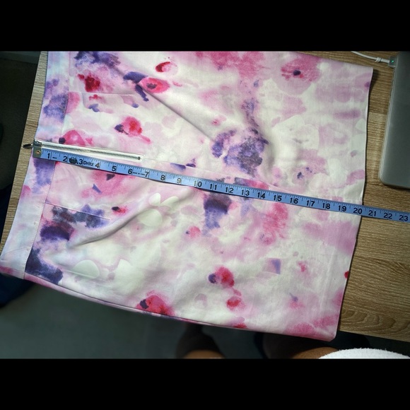 Cutest woman’s skirt with purple and pink colors in a size 6 by Lila Rose. - Picture 7 of 11